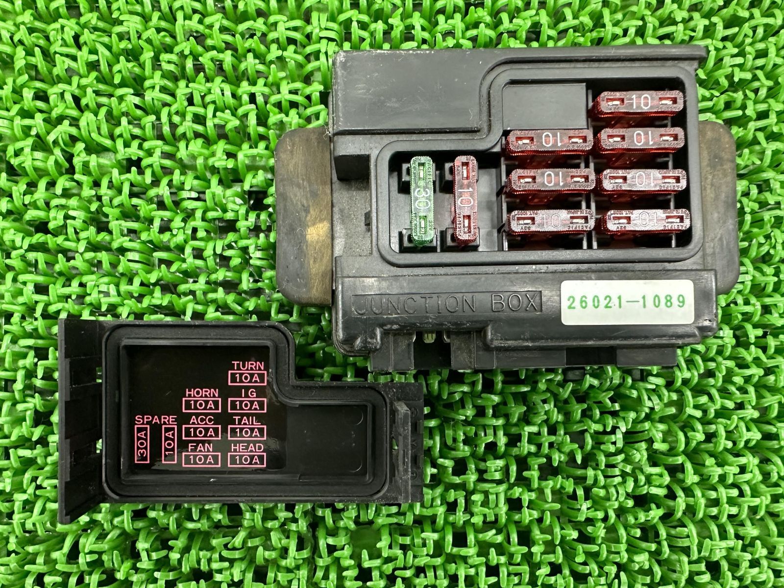 ZZ-R1100 ヒューズボックス 26021-1089 カワサキ 純正 中古 バイク