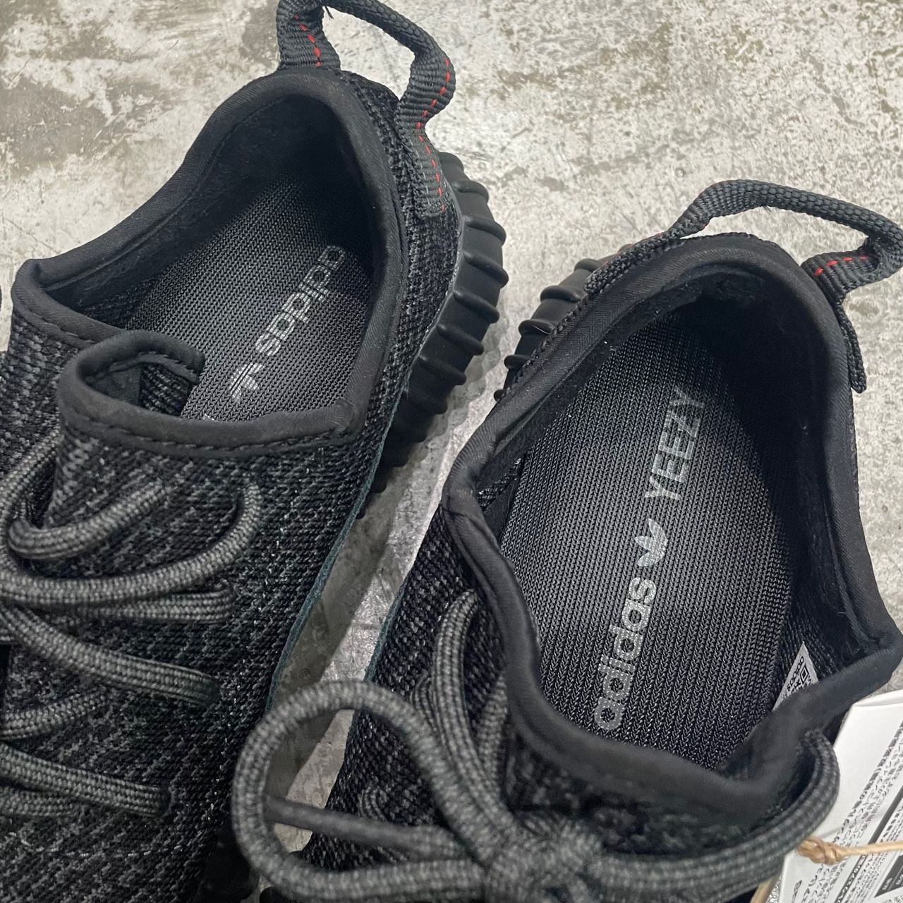 未使用品 adidas YEEZY Boost 350 