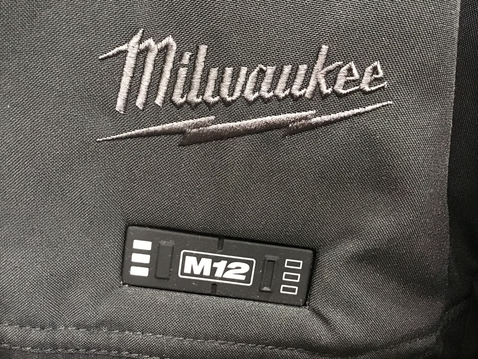 エコツール笠寺店】Milwaukee/ミルウォーキー M12ヒートフーディーŁ