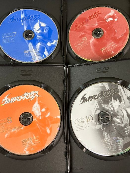 正規品 特撮 ウルトラマンネクサス 1巻～10巻 全10巻セット》バンダイ