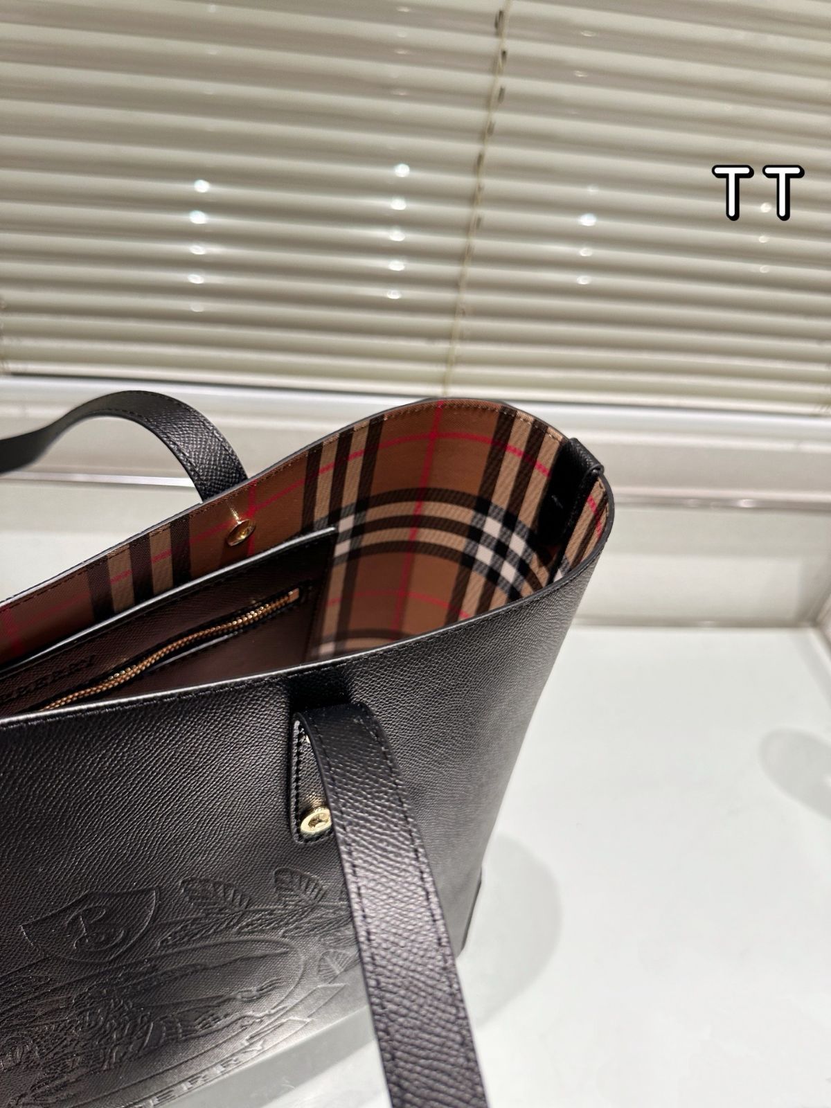 ★【新品】★.★【BURBERRY】★.★【エンボス.セカンドバッグ】★.★ Amazon.co.jp: [BURBERRY] [バーバリー] メンズ クラッチバッグ