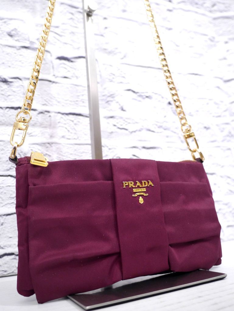 ◆PRADA プラダ ビッグリボンデザイン ナイロン クロスボディ チェーンストラップ ショルダー バッグ ポシェット ポーチ ボルドーx金◆