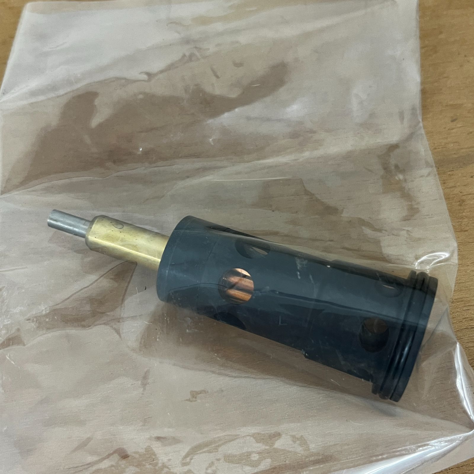 TOTO TH 599-2R / TM245C型用 水栓エレメント部品　廃版 TOTO TH 599-2R / TM245C型用 水栓エレメント部品 廃版 - メルカリ