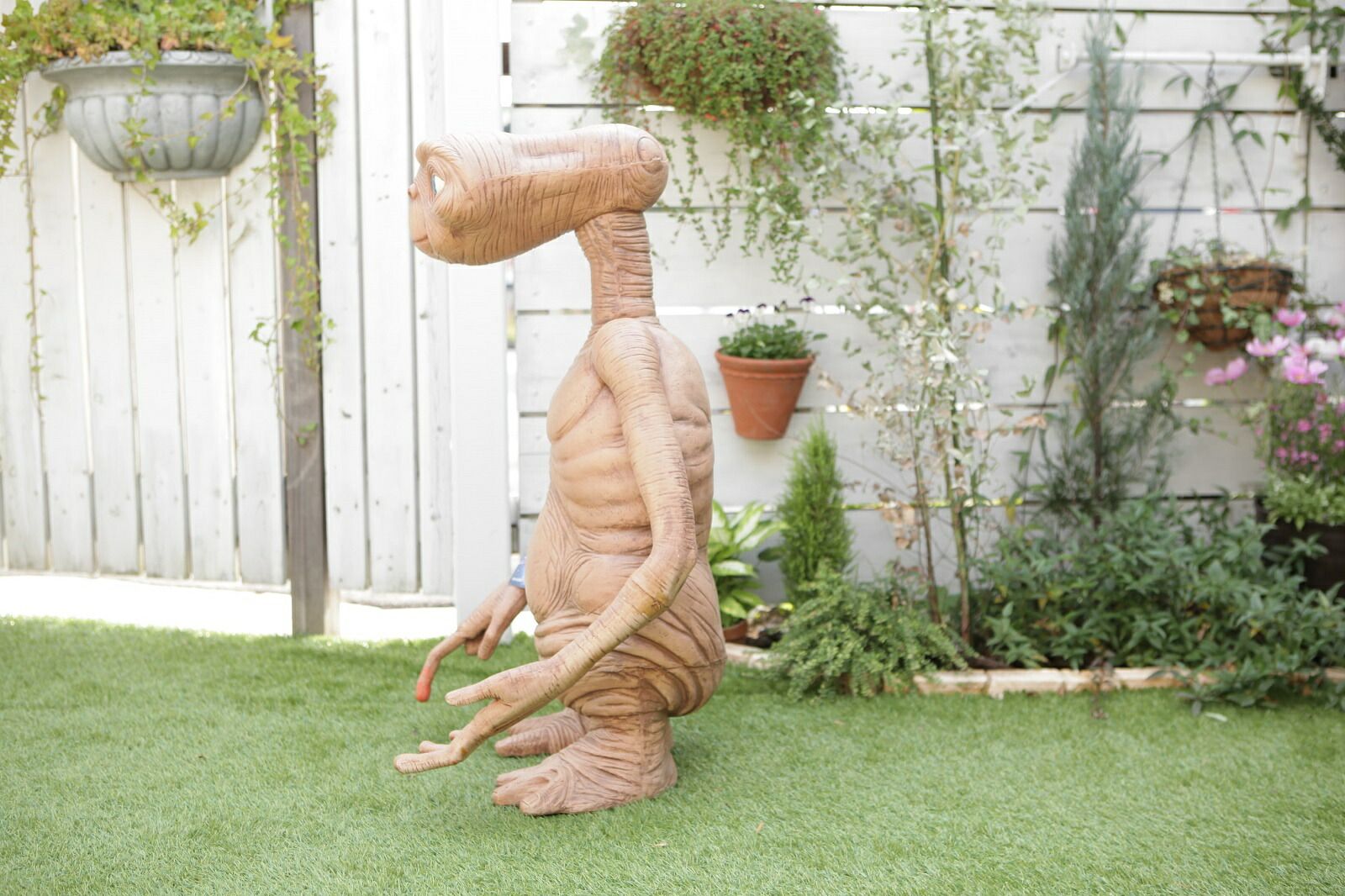 並行輸入品 『E.T.』プロップレプリカ：E.T.スタント パペット 高さ90cm NECA社製