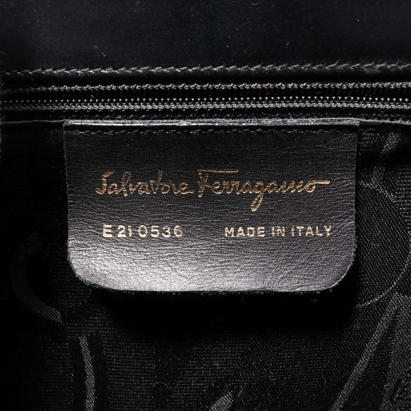 Ferragamo サルヴァトーレフェラガモ