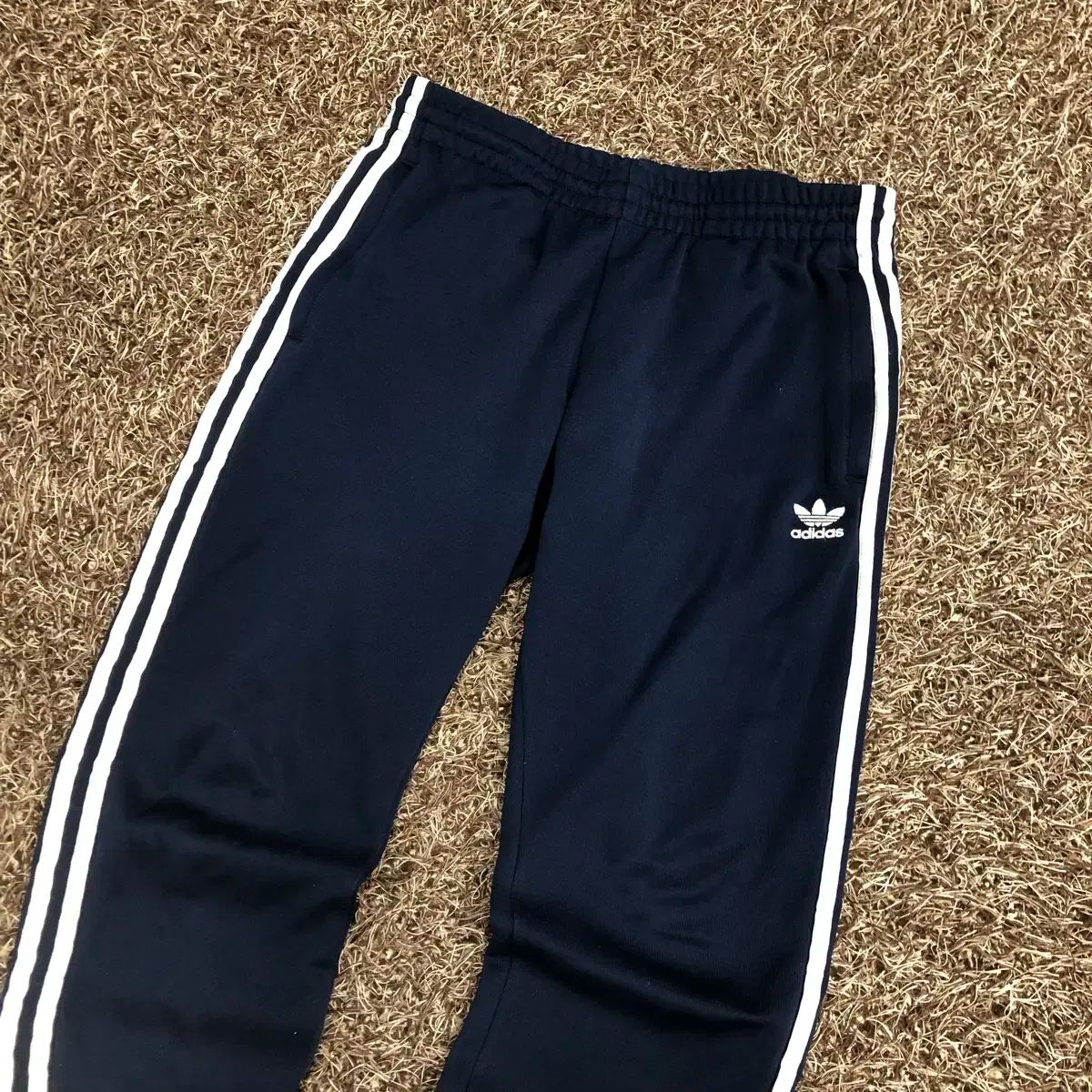 M adidas(アディダス) スーパースター ネイビー トラックパンツ