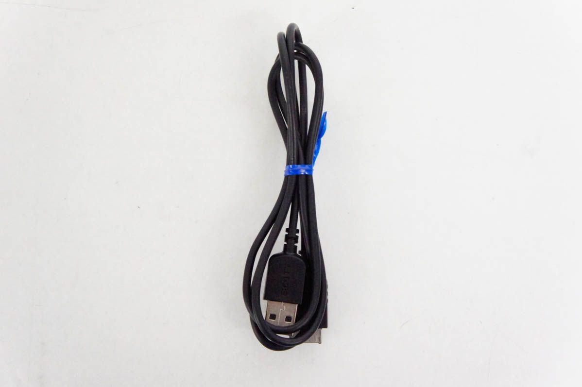 中古】C SONYソニー ポータブルオーディオプレーヤー 忍ばせる