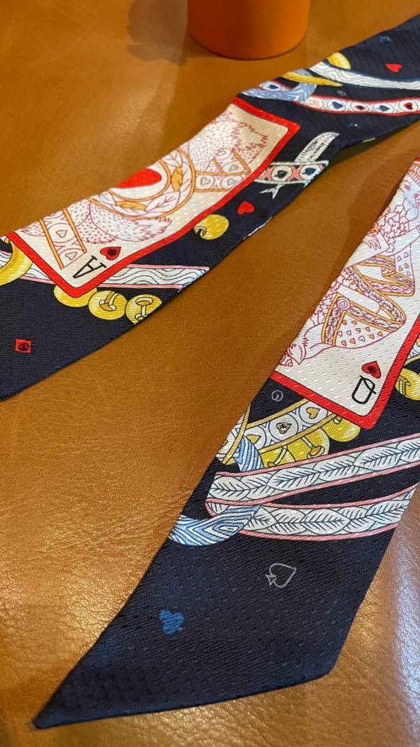 HERMES エルメス KANTHA CHEVALOSCOPE NEON シルク ツイリー【B08712 
