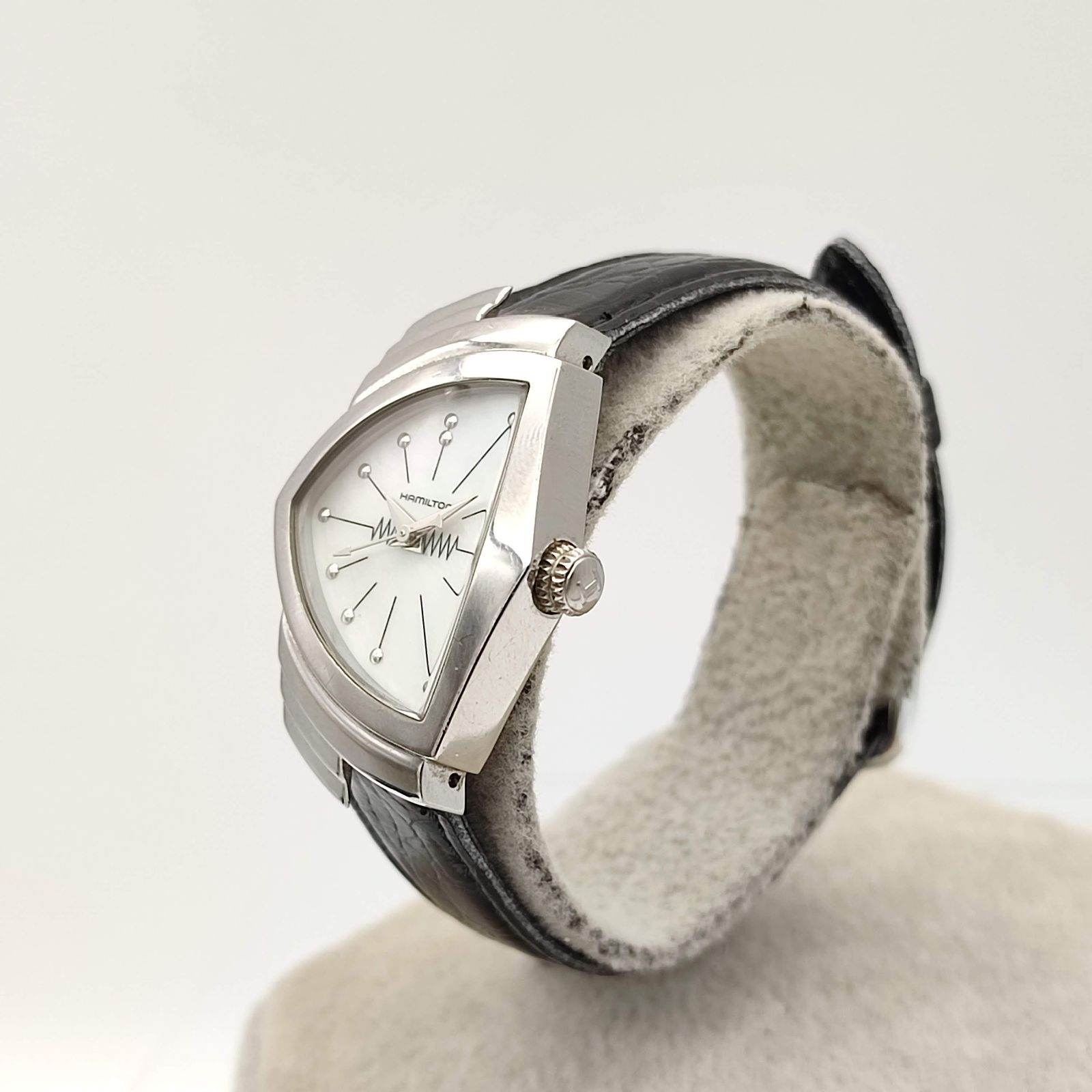 超美品】HAMILTON ハミルトン H242110 ベンチュラ シェル文字盤