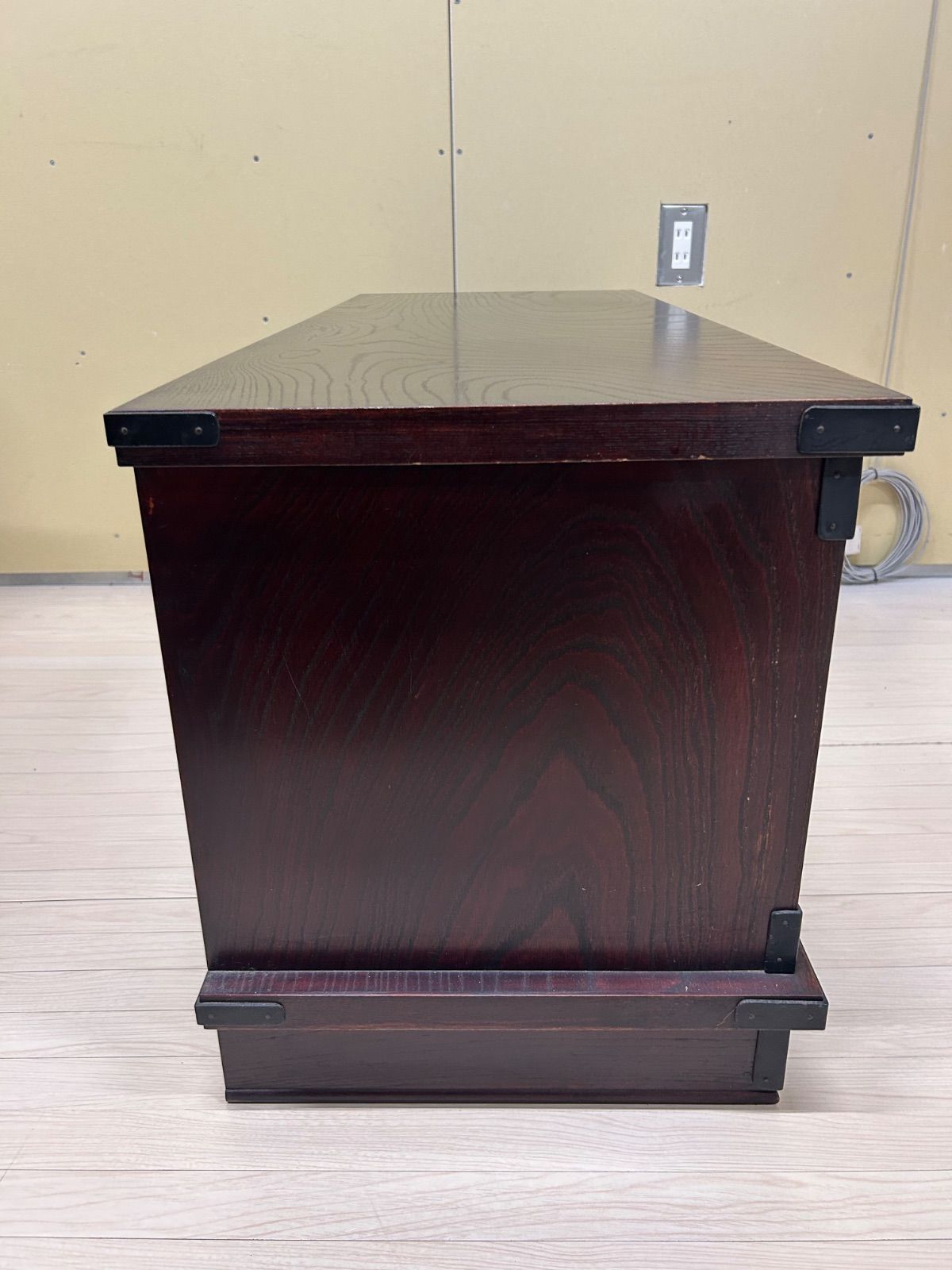 元祖 岩谷堂箪笥 桜木作 チェスト90s 伝統工芸品 和家具 和モダン 元祖 岩谷堂箪笥 桜木作 両袖文机（小） 欅材 漆塗装伝統工芸品 民芸