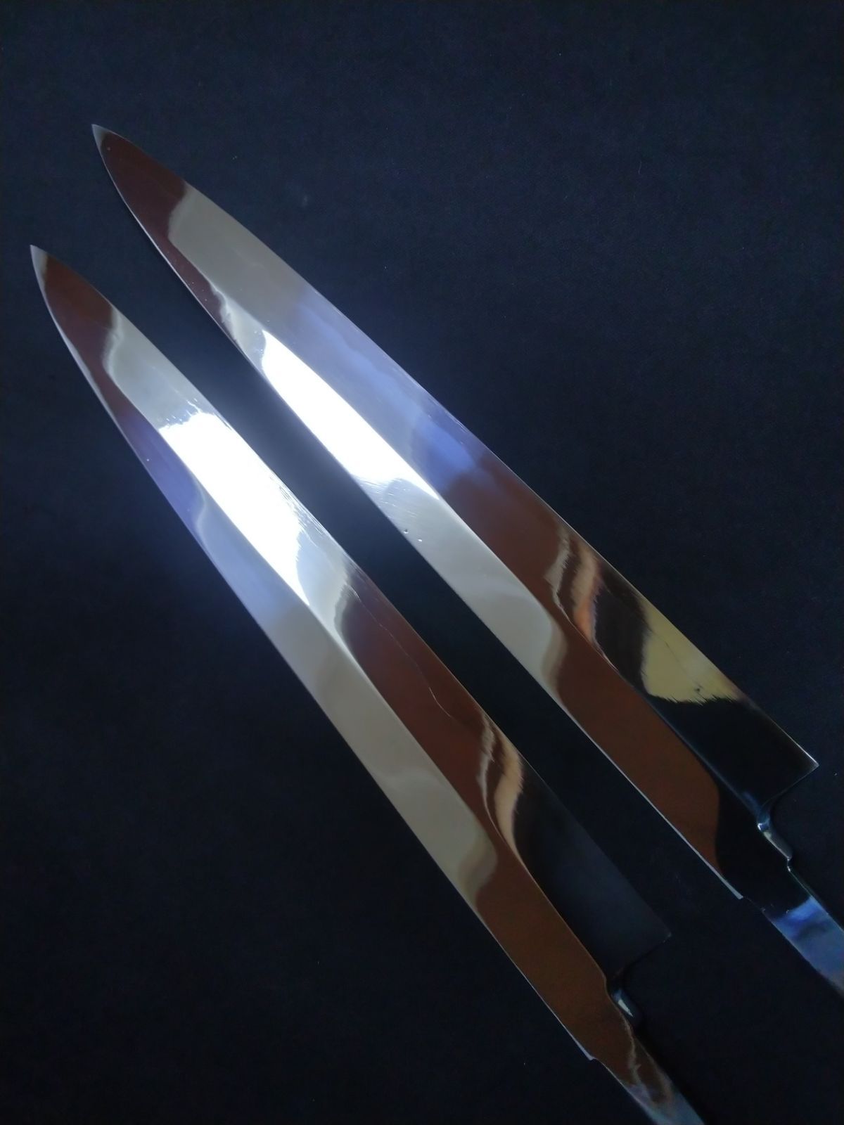 城山刃物製作所 堺業務用刃物メーカー直売 八寸 柳刃包丁 青二鋼 三面鏡面仕上げ 黒檀八角水牛柄 アイケが出たため です