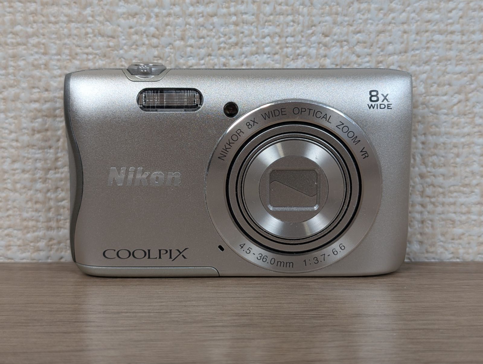 ☆美品☆Nikon COOLPIX S3700 シルバー Wi-Fi搭載でスマホ転送楽々