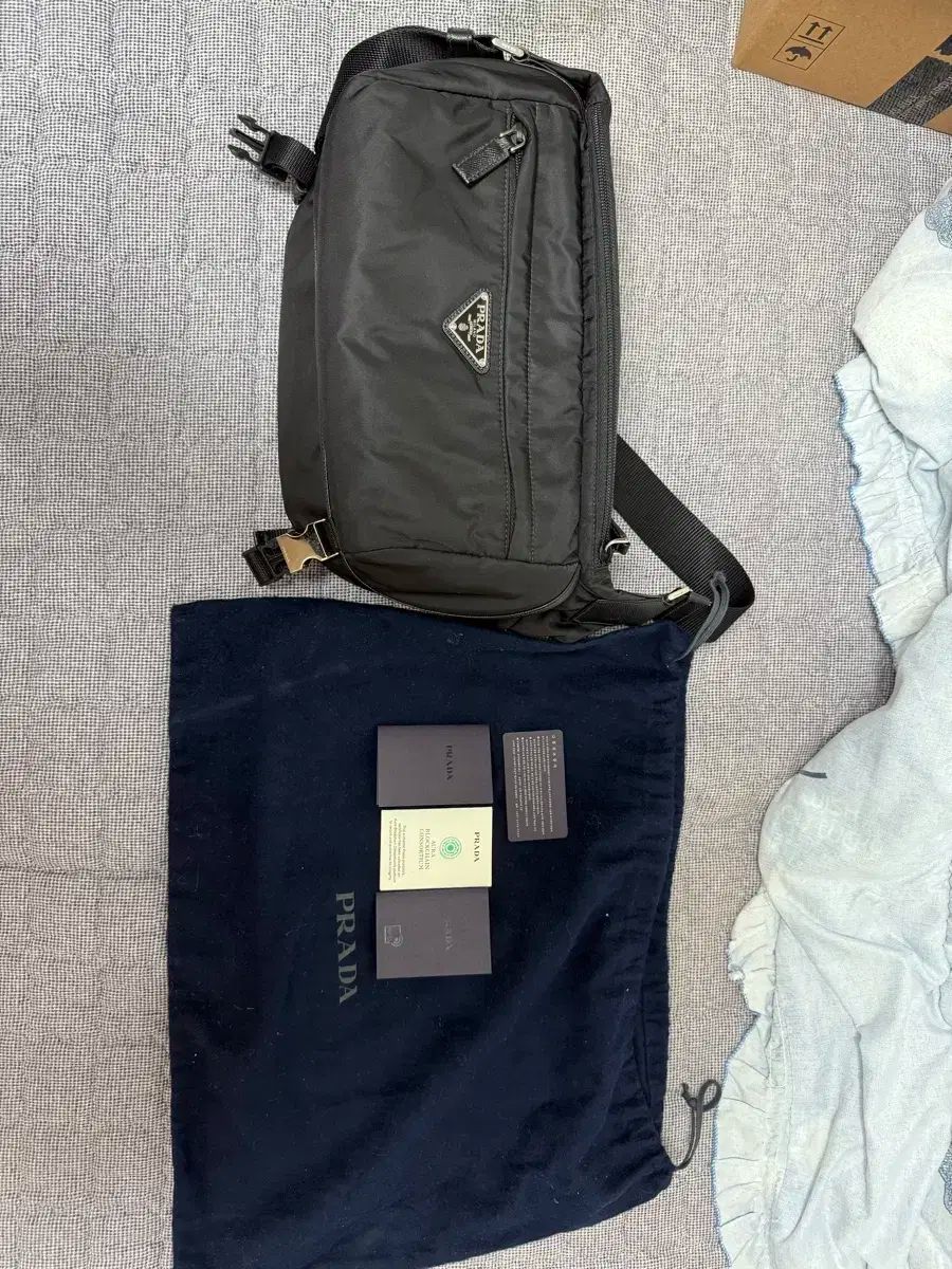 M PRADA プラダ プラダ ショルダーバッグ ミディアム ブラック