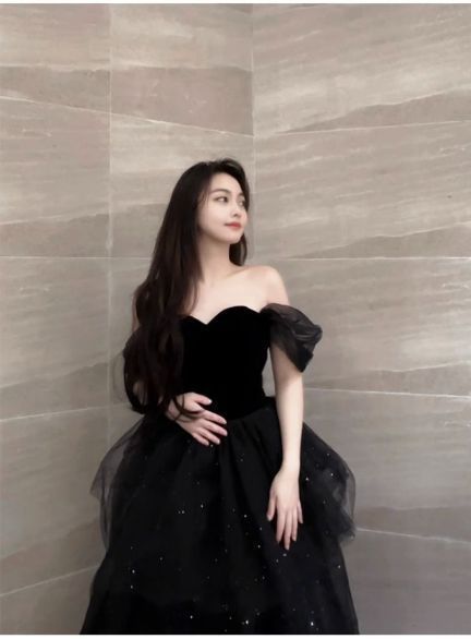 ERUKEI SETTAN / エルケイセッタン】ホルターネック サテン