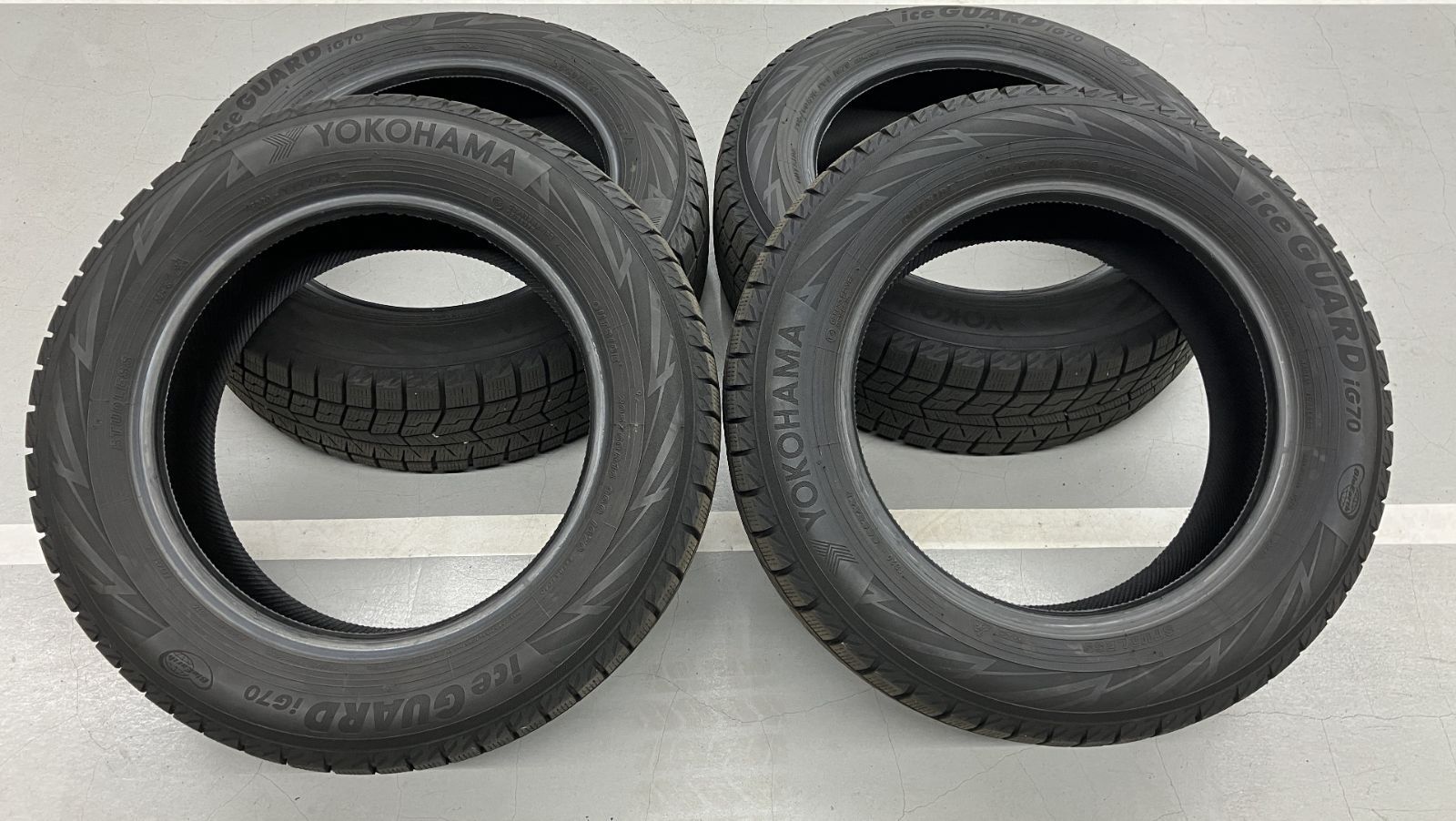 品 1セット スタッドレスタイヤ ヨコハマ アイスガード70 2025年製 205|60|R16 4本セット