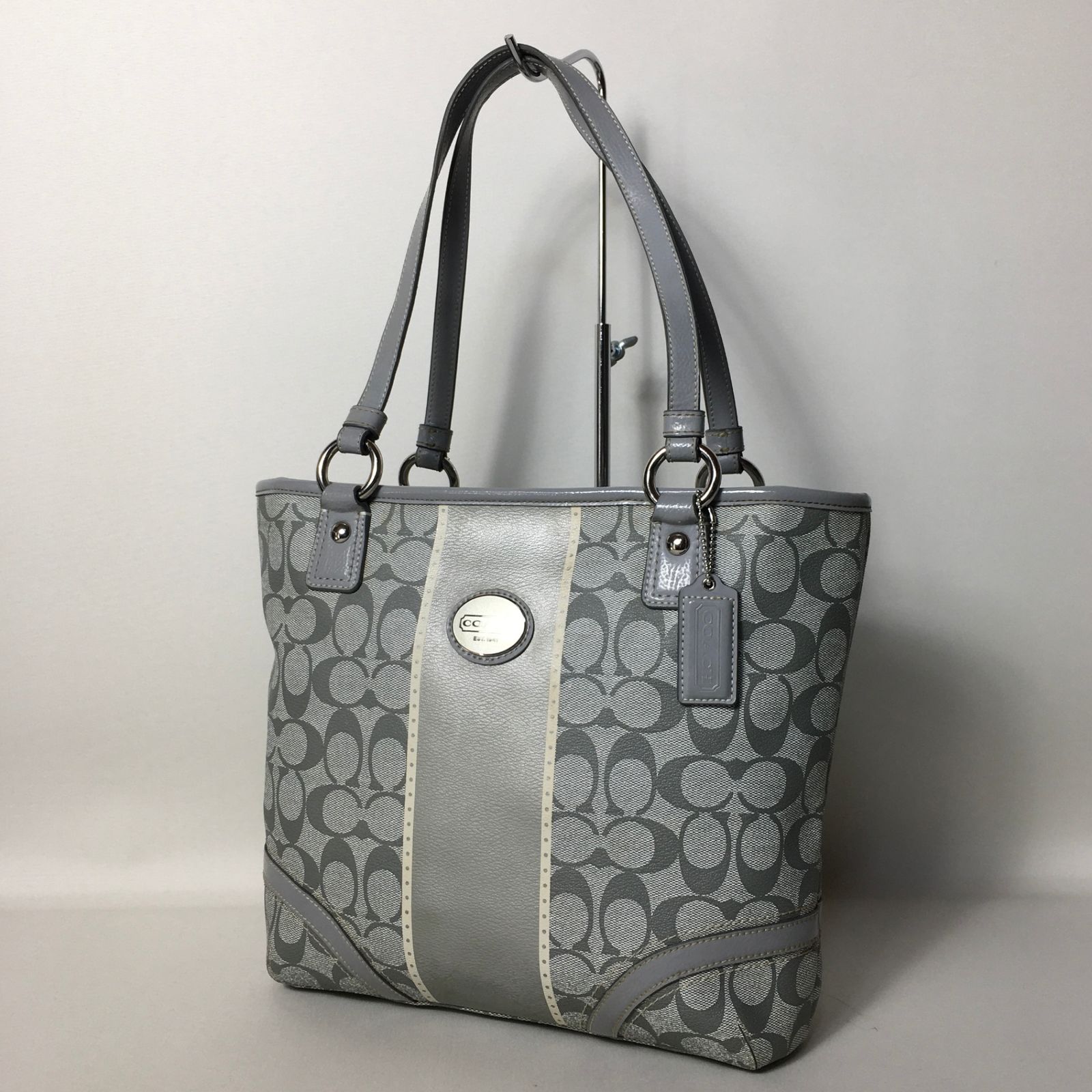 2509-128｜美品｜セリーヌ スカーフ シルク グレージュ タグあり 2509-128｜美品｜セリーヌ スカーフ シルク グレージュ タグあり