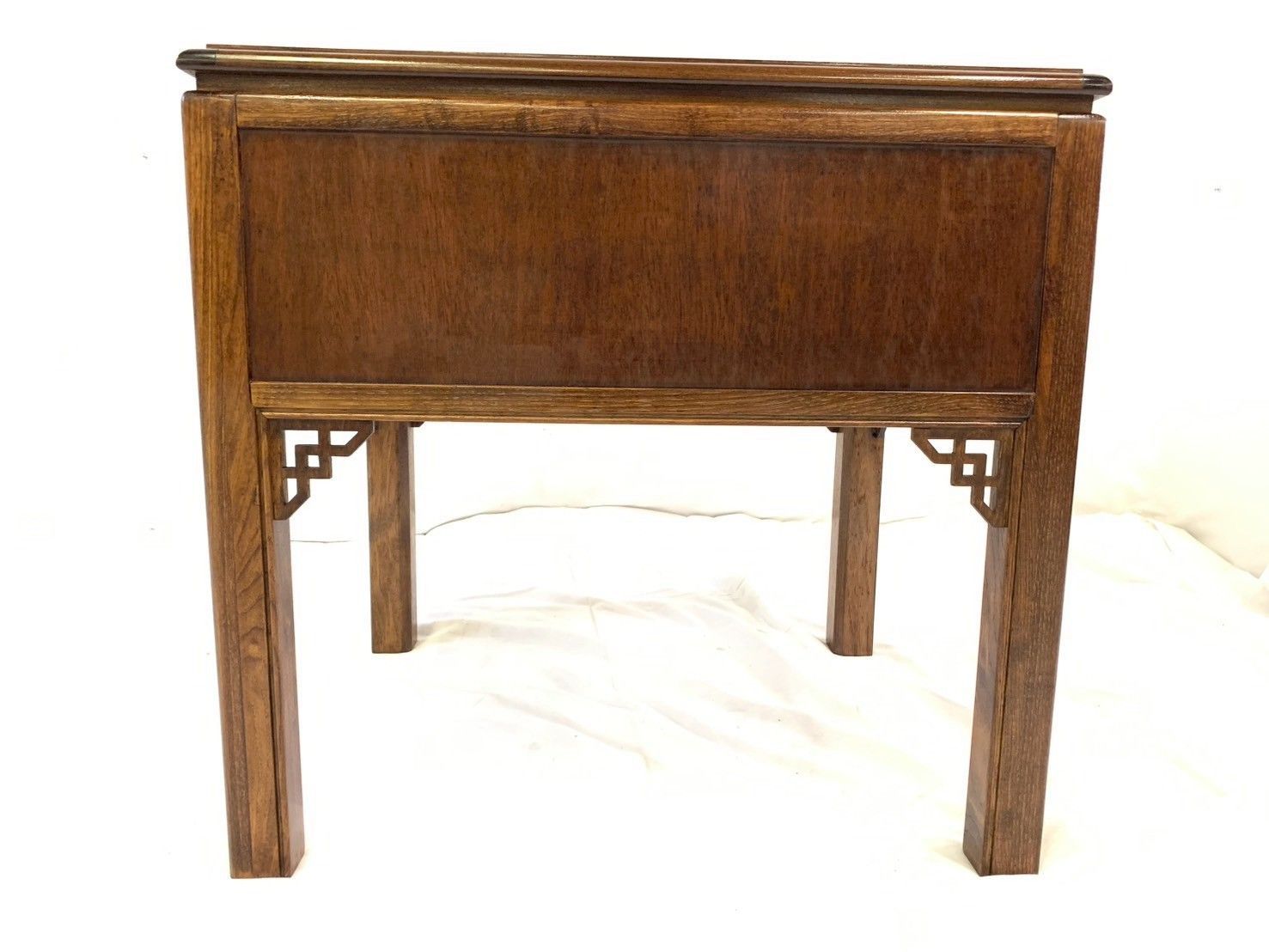 エンドテーブル ナイトテーブル