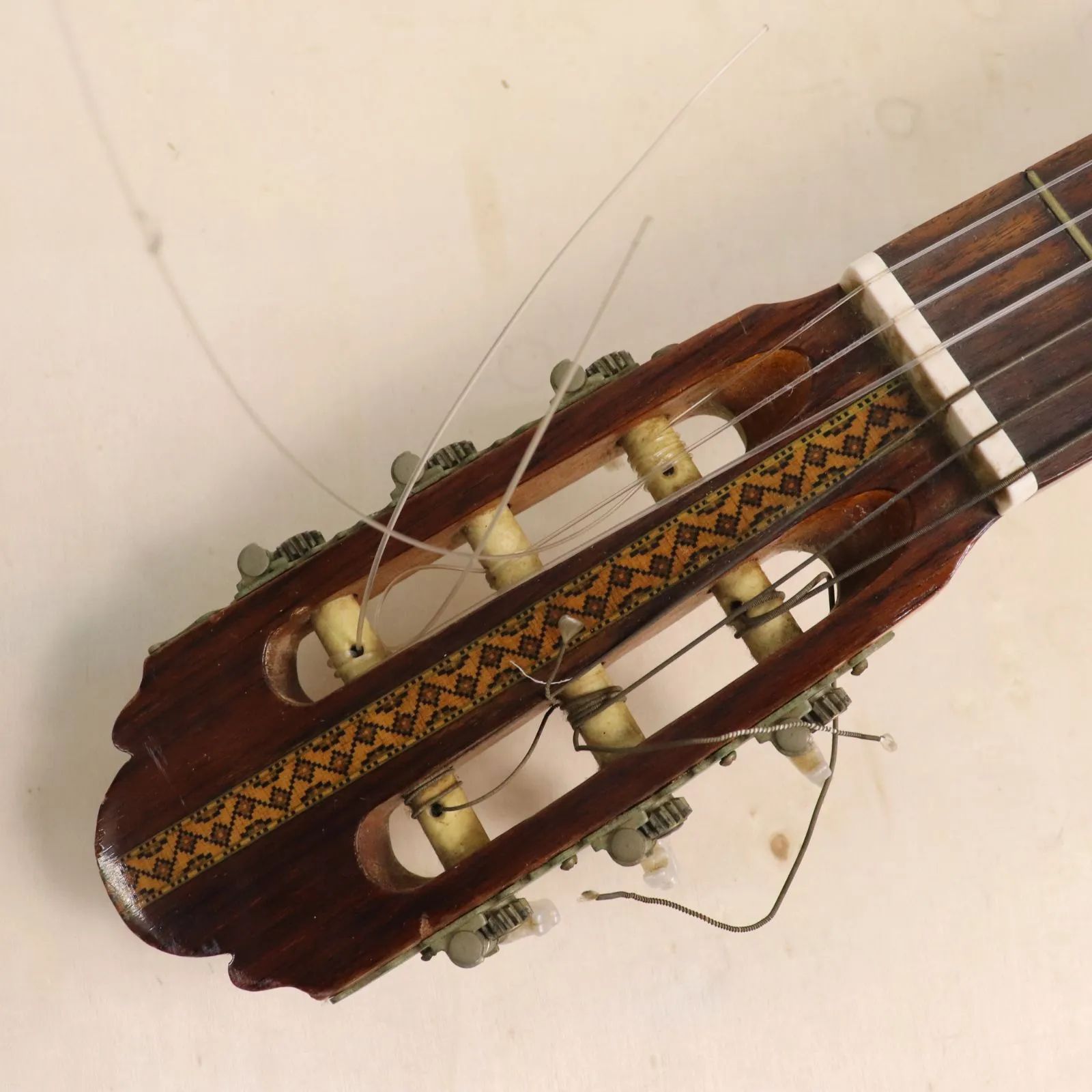 【ビンテージ】 Kasuga SG 70年代　春日楽器　激レア クラシックギター 春日楽器製作所「春日」G-130 ビンテージ 1970