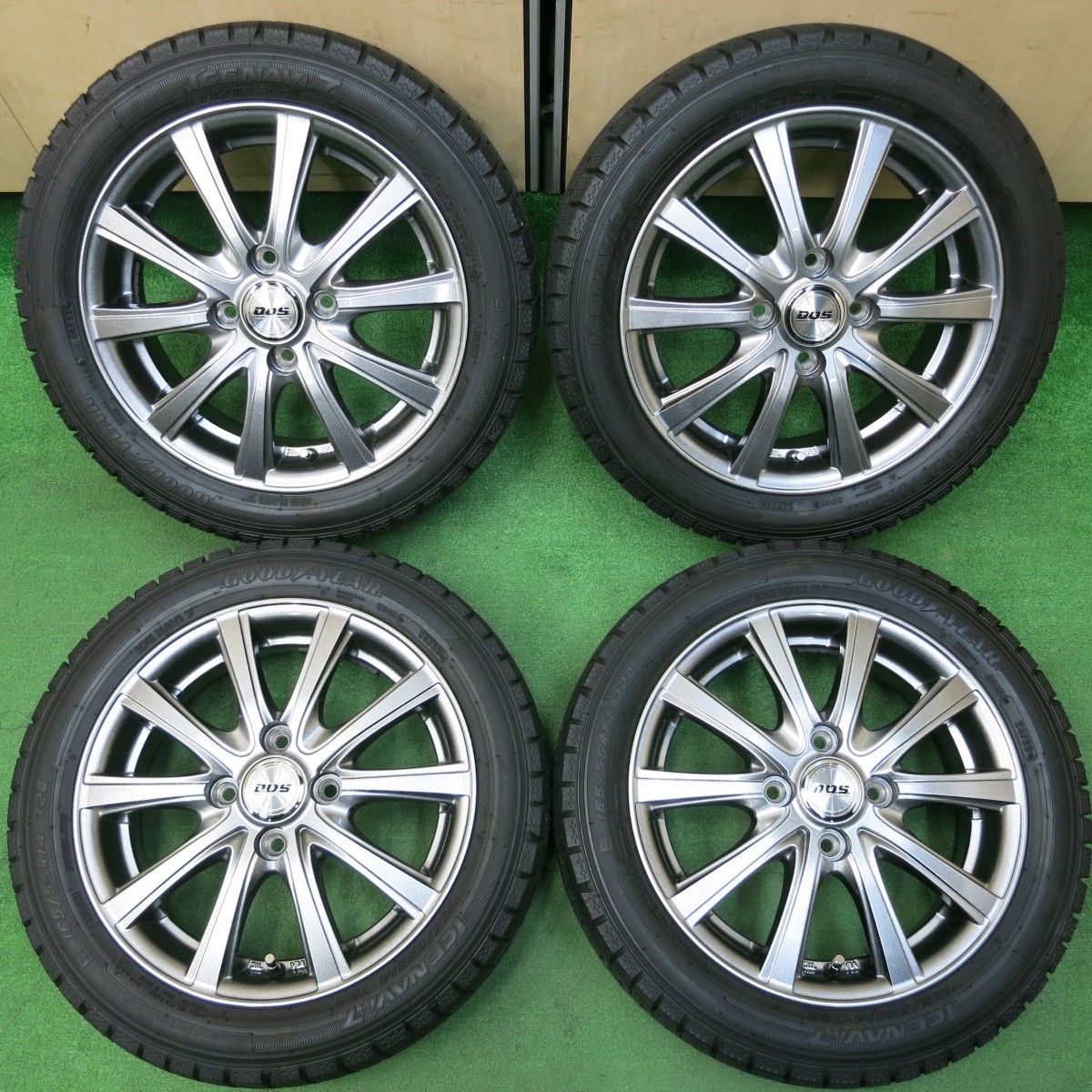 送料無料* 超バリ溝！22年！キレイ！ほぼ10分☆スタッドレス 165/55R14 