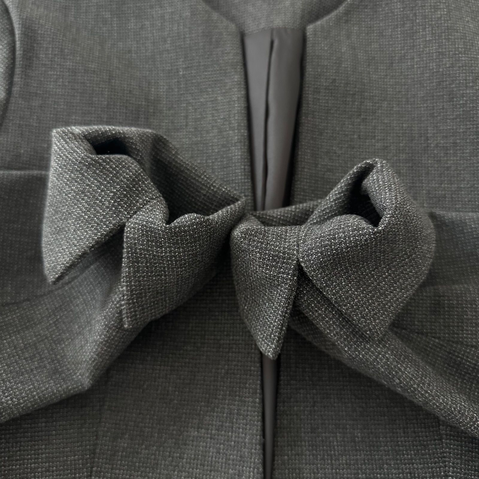 ノー ジャケット＆テーパードパンツ