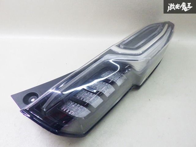 ホンダ 純正 JF3 JF4 N-BOX カスタム テールライト テールランプ