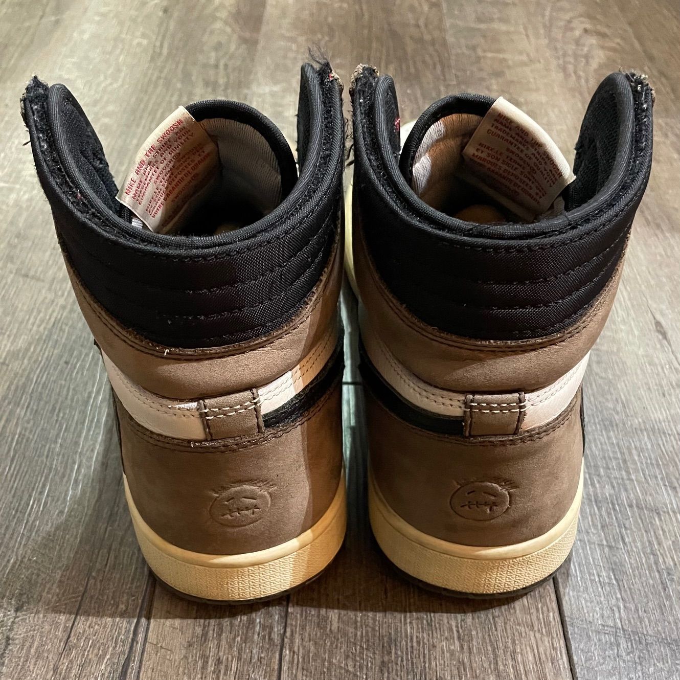 国内正規 Travis Scott Nike Air Jordan 1 Retro High OG TS SP CD4487 