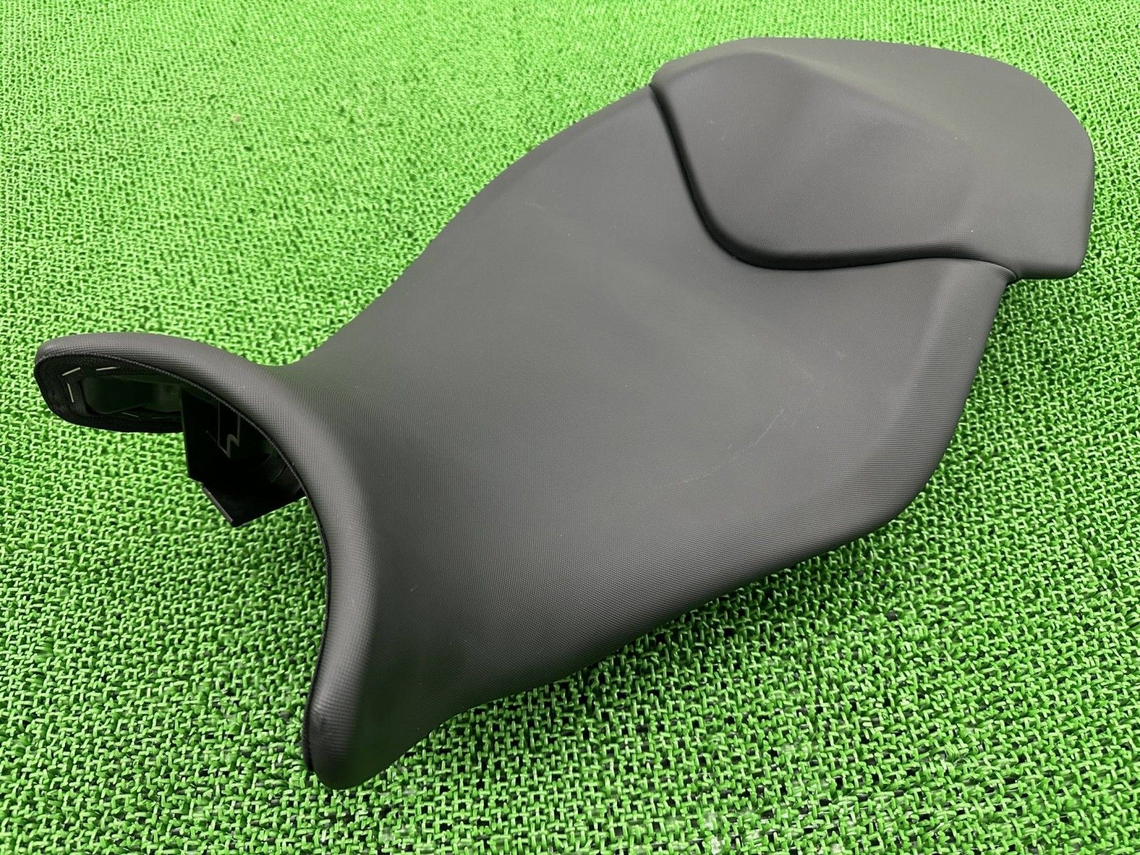 S1000XR シート 5352 7717177 BMW 純正 53527717177 15～19年 ローダウンシート コンディション良好 破れ無し aS