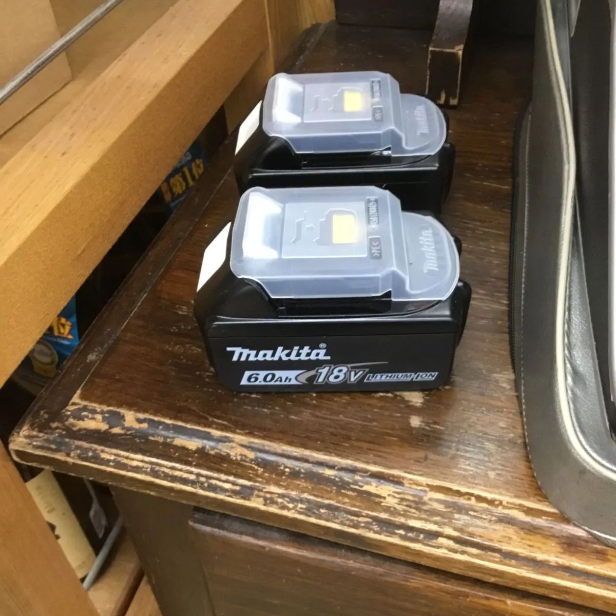 18V