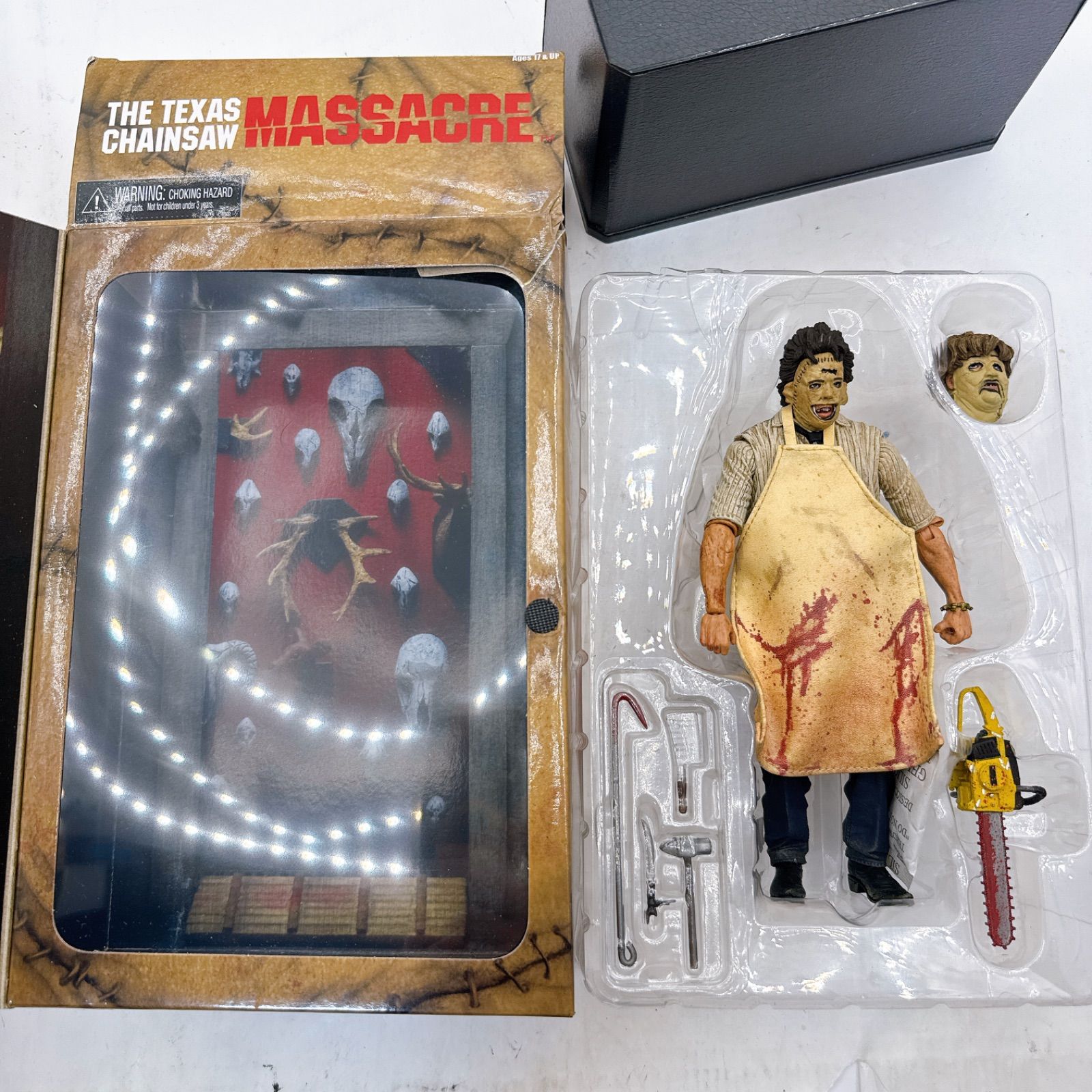 NECA 悪魔のいけにえ レザーフェイス アルティメットフィギュア【期間