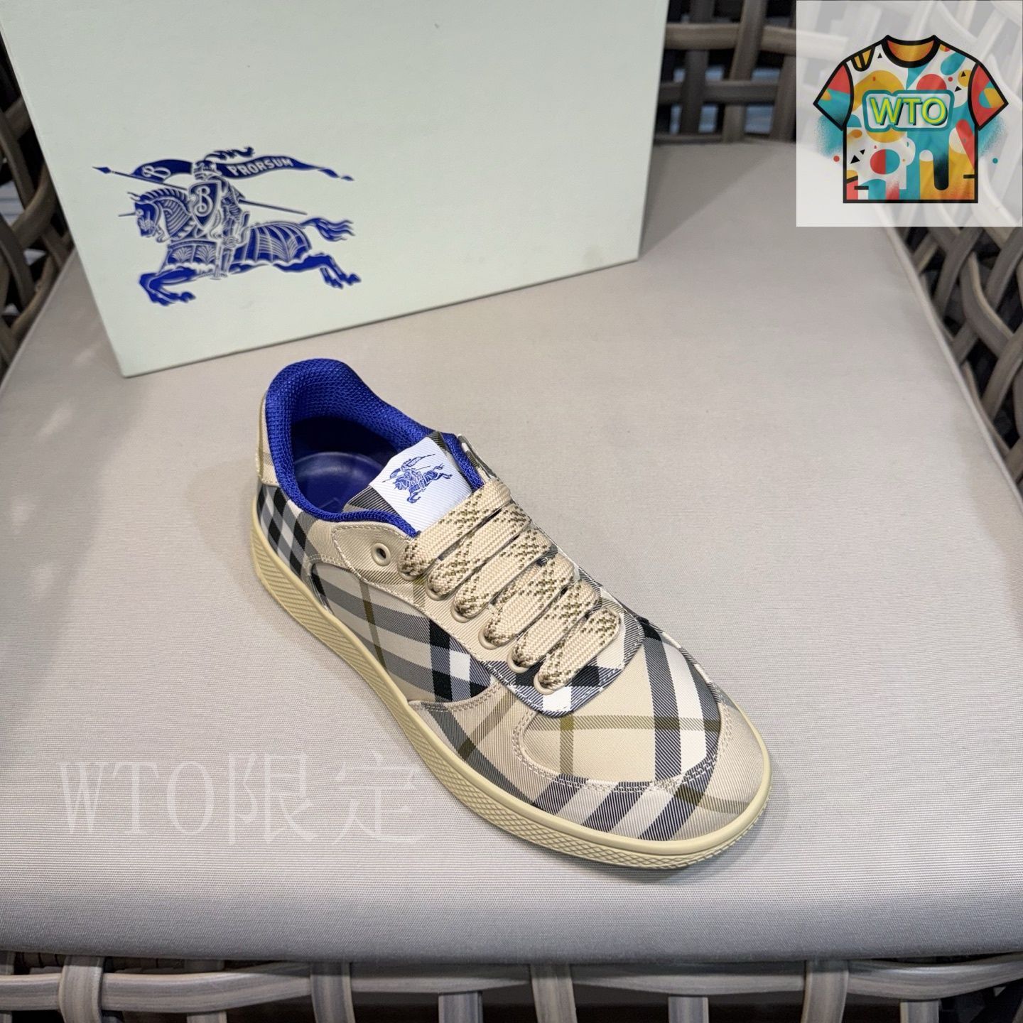【Burberry】キャンバススニーカー バーバリー BURBERRY 8056921 スニーカー メンズ シューズ