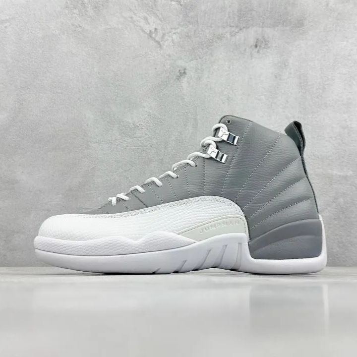 Nike Air Jordan 12 Retro 