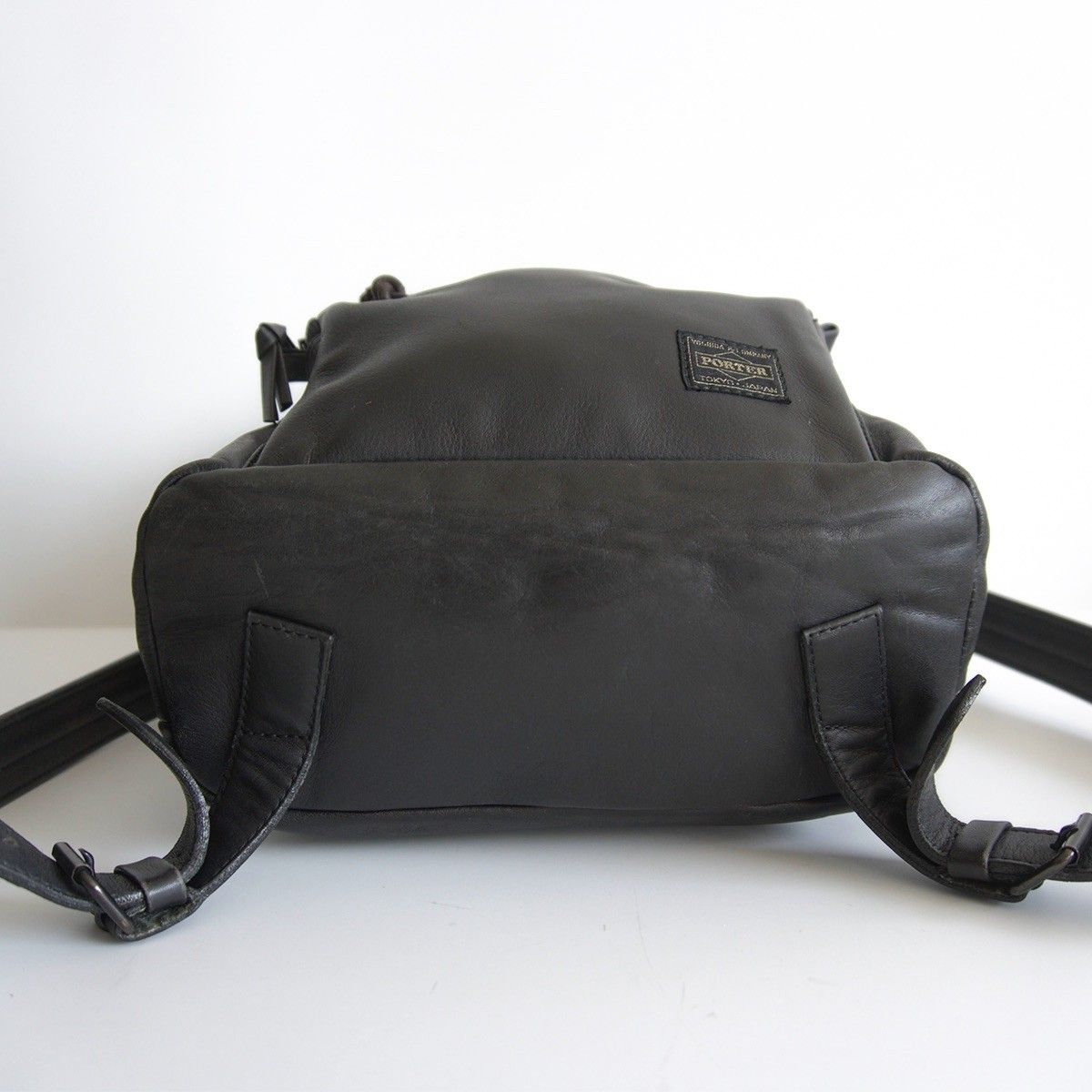 PORTER　ポーター　コルチナ　Cortina レザー ボディバッグ 人気】PORTER 【CORTINA レザー リュック】ポーター ブラック