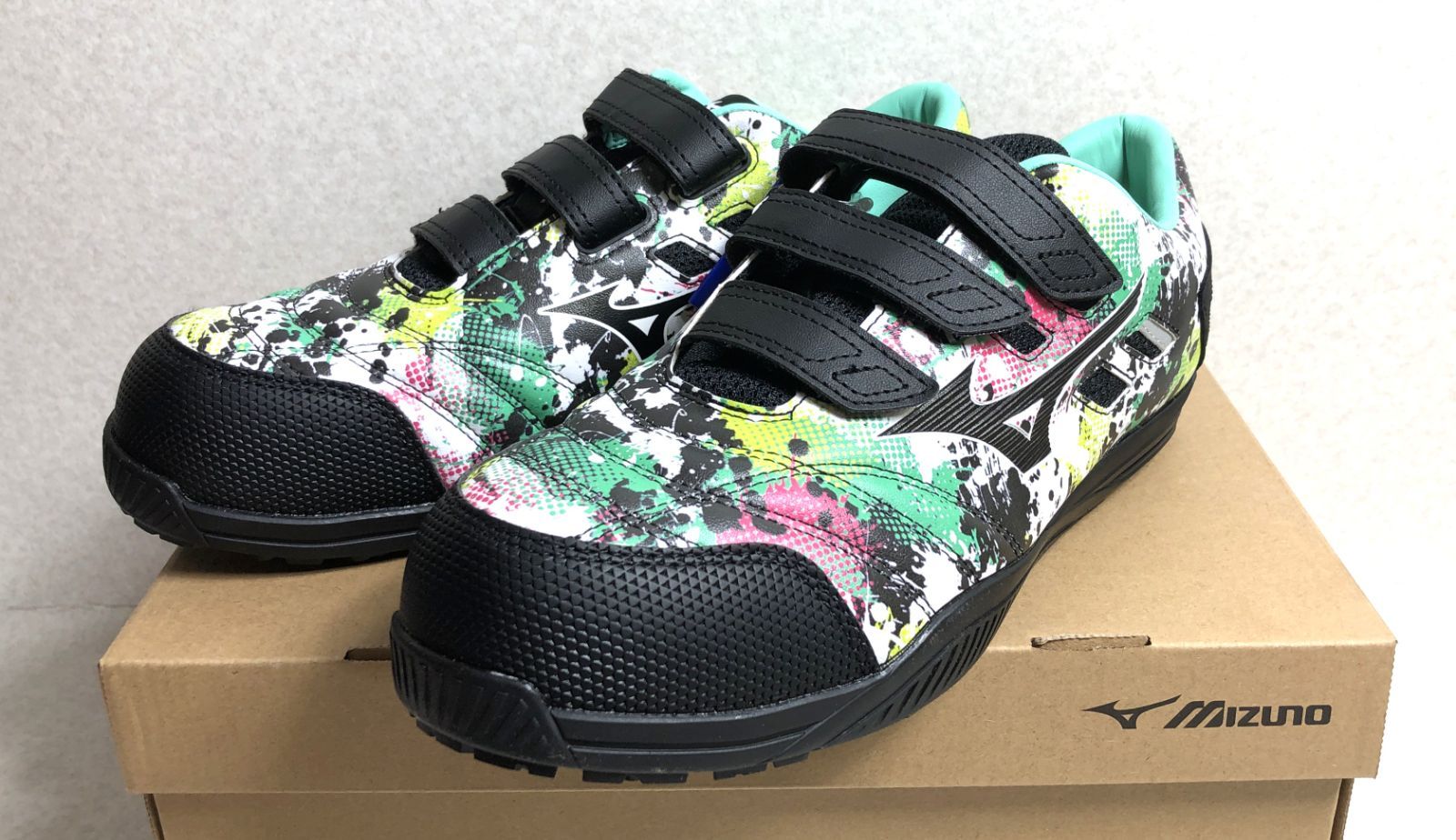 ミドリ安全　トウガード付　静電安全靴　ＧＣＲ１２００　フルＣＡＰ　フード　ホワイト　２７．５ｃｍ 1足 ミドリ安全 トウガード付 静電安全靴 GCR1200 フルCAP ホワイト 25.0cm