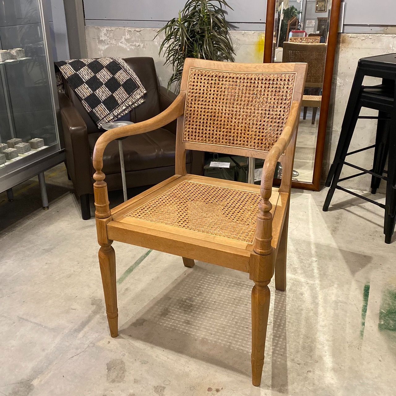 ラタンチェア 籐 曲木 浜本工芸 ラタンチェア 籐 背もたれ 木製 曲木デザイン