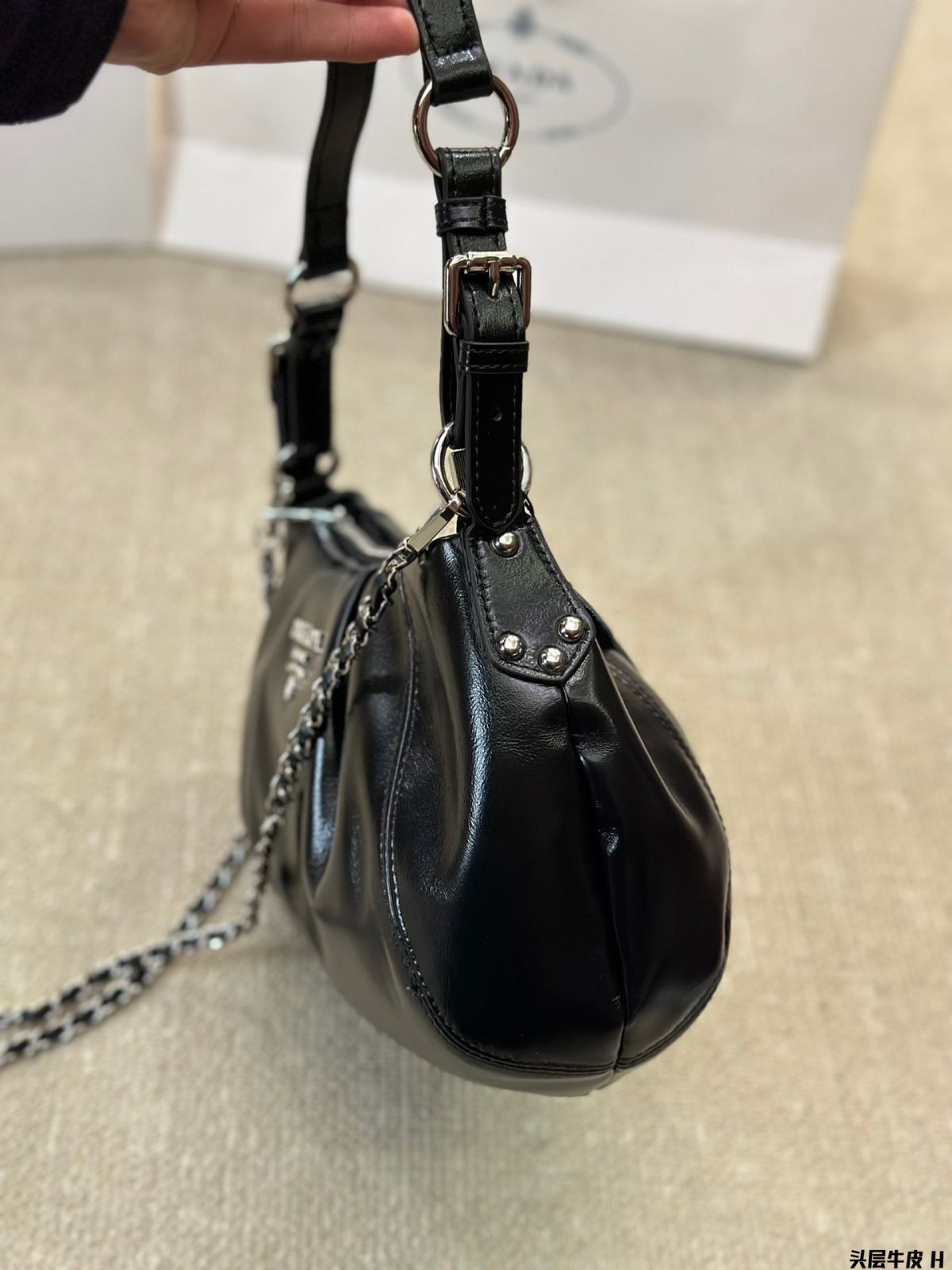 ブラック ハンドバッグ 新品未使用 CHANEL 22 スモール ハンドバッグ ブラック 黒[AS3260 B14407