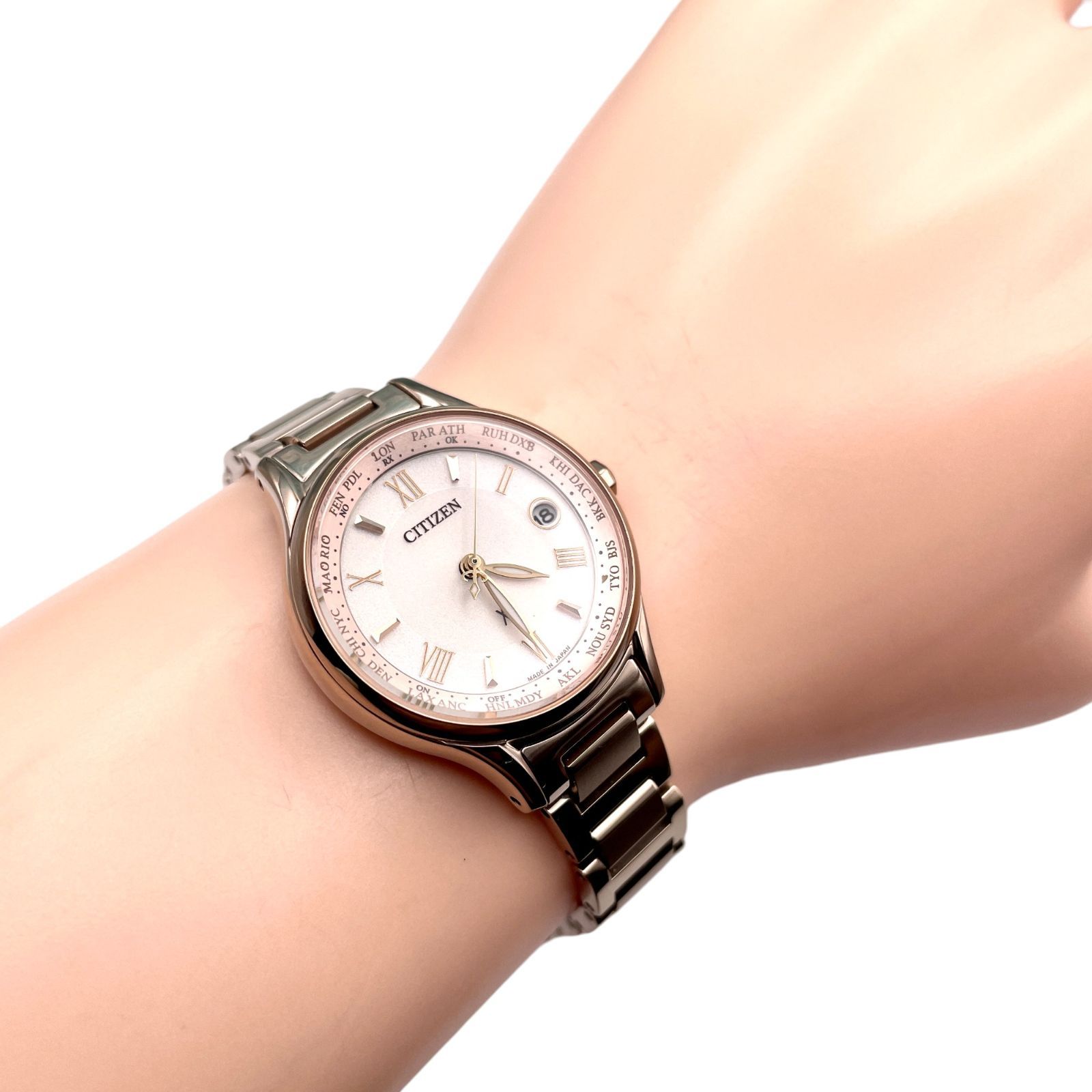 美品 □ 稼働 CITIZEN シチズン クロスシー XC H246-T024696  