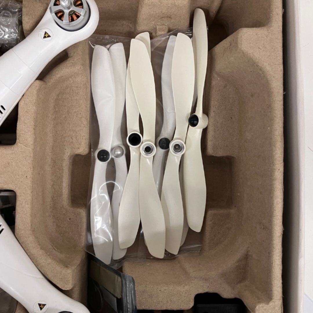 DJI phantom ドローン 本体 P330D DJ6 カメラ周辺 ファントム S10429132 IMPECCABLEHEALTHCARESERVICES_COM