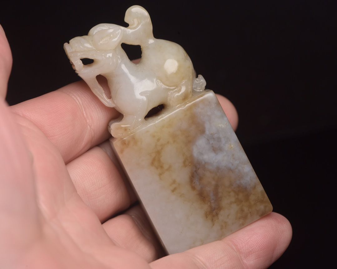 透空彫 瑞獣紋