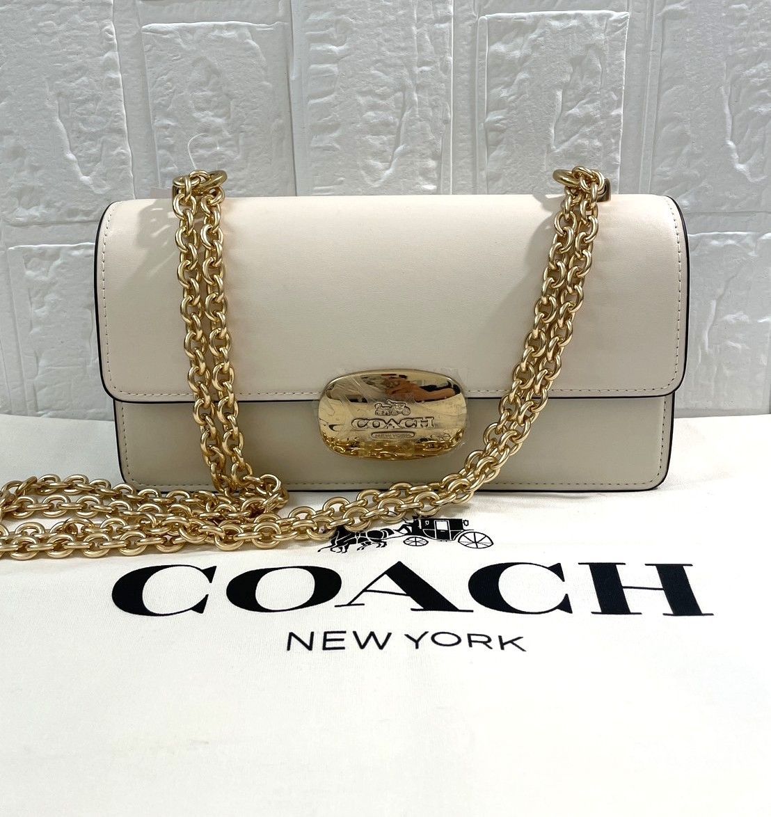 I【未使用・保管品】COACH コーチ チェーンショルダーバッグ