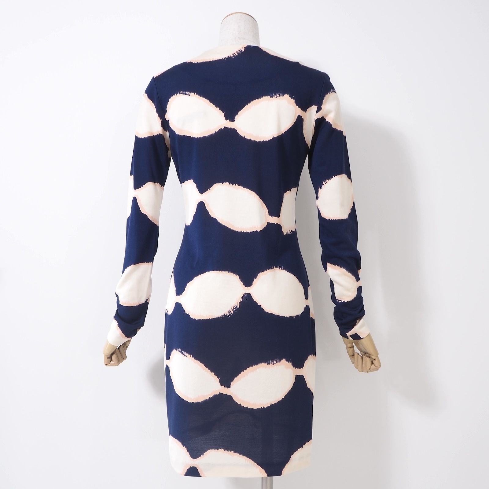 希少Diane von Furstenberg シルク長袖ワンピース10サイズ 中古・古着通販】DIANE VON FURSTENBERG (ダイアンフォンファ