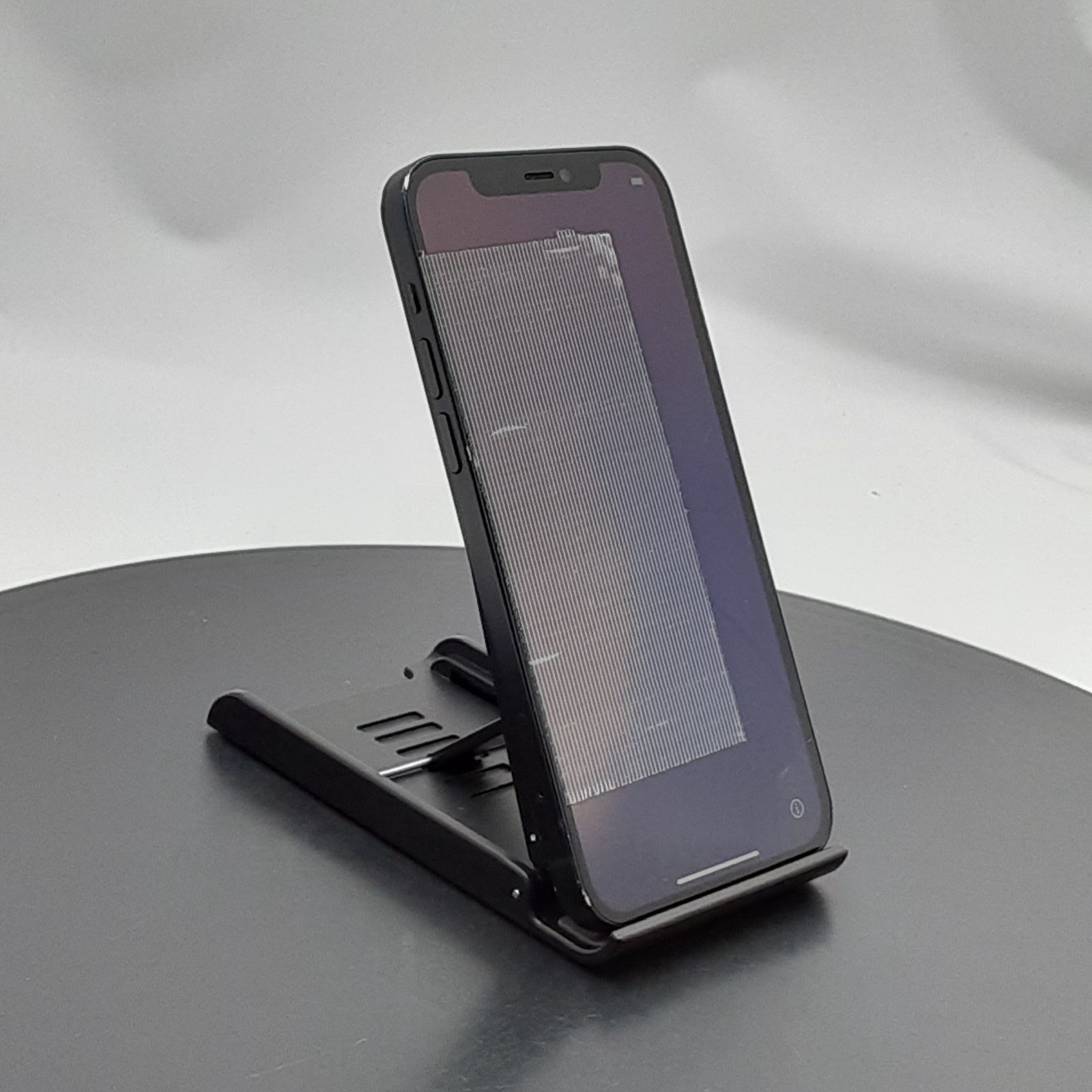 ☆ジャンク/液晶割れあり☆Apple iPhone 12 64GB ブラック MGHN3 J/A