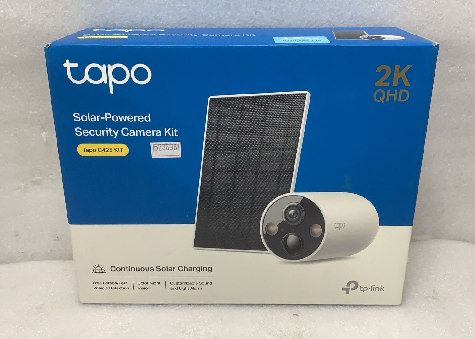 TP-Link Tapo C425 KITソーラー給電セキュリティカメラ --523698