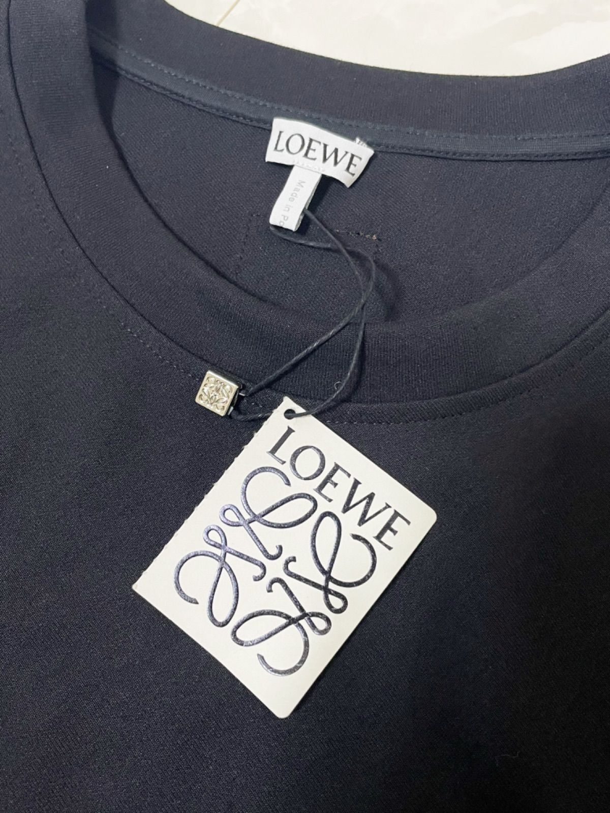 LOEWE ロエベ Tシャツ アシンメトリー 変形 ブラック ロゴ