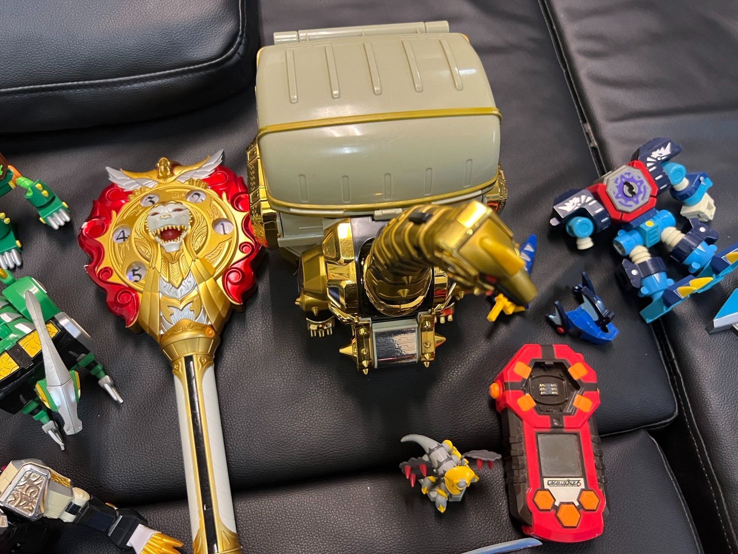 大量 まとめ売り】スーパー戦隊 仮面ライダー DXロボ 武器