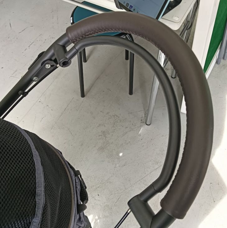 ブレーキモデル ネイビー