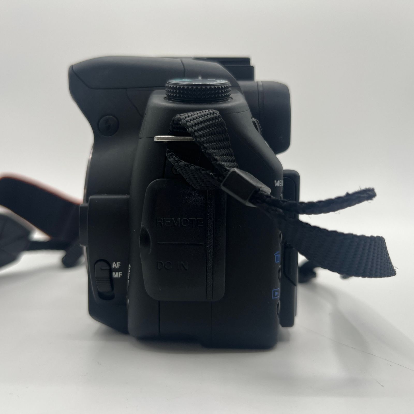 SONY デジタル一眼レフカメラ α300 DSLR-A300 DT 18-70mm F3.5-5.6 