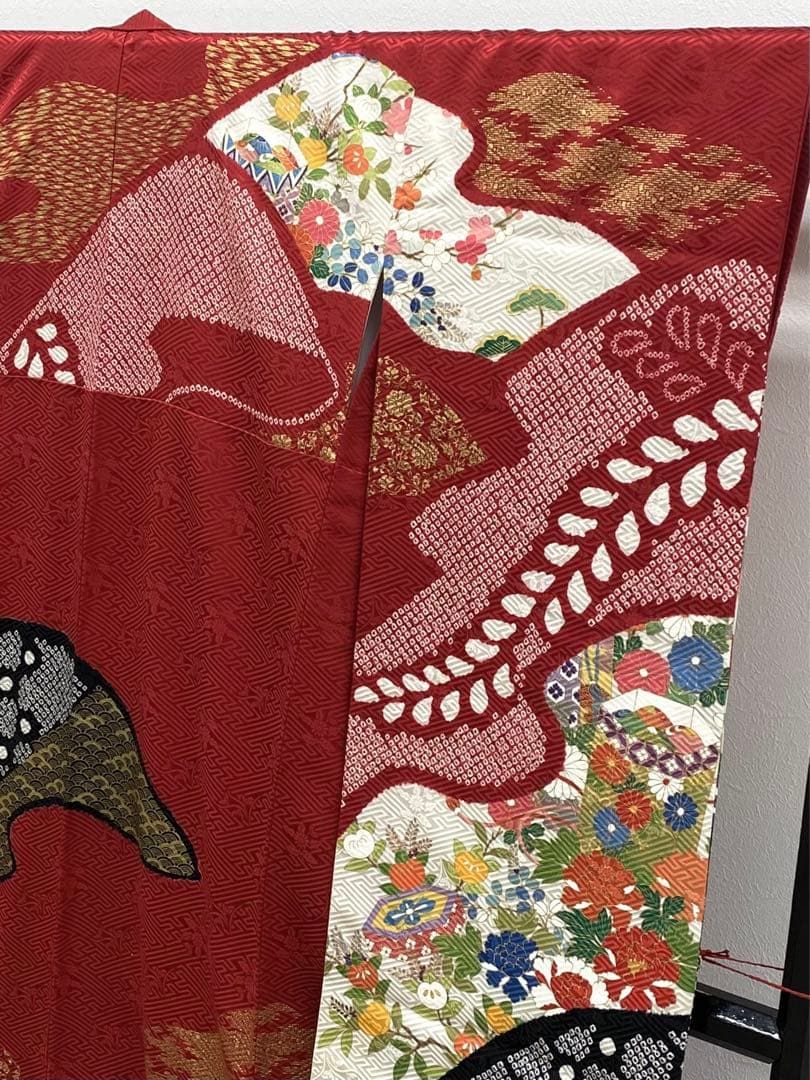 振袖 豪華 絞り染め 金駒 金彩 紋意匠 小田急扱い 身丈157cm MO2539 
