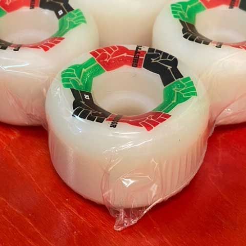 品質保証，新作登場 訳ありセール GHETTO CHILD ゲトゥーチャイルド 53mm 101A POWER WHEEL (WHITE) Windsor Jamesプロモデル ウィール 【スケートボード/スケボー/SKATEBOARD】 デッキ・パーツ