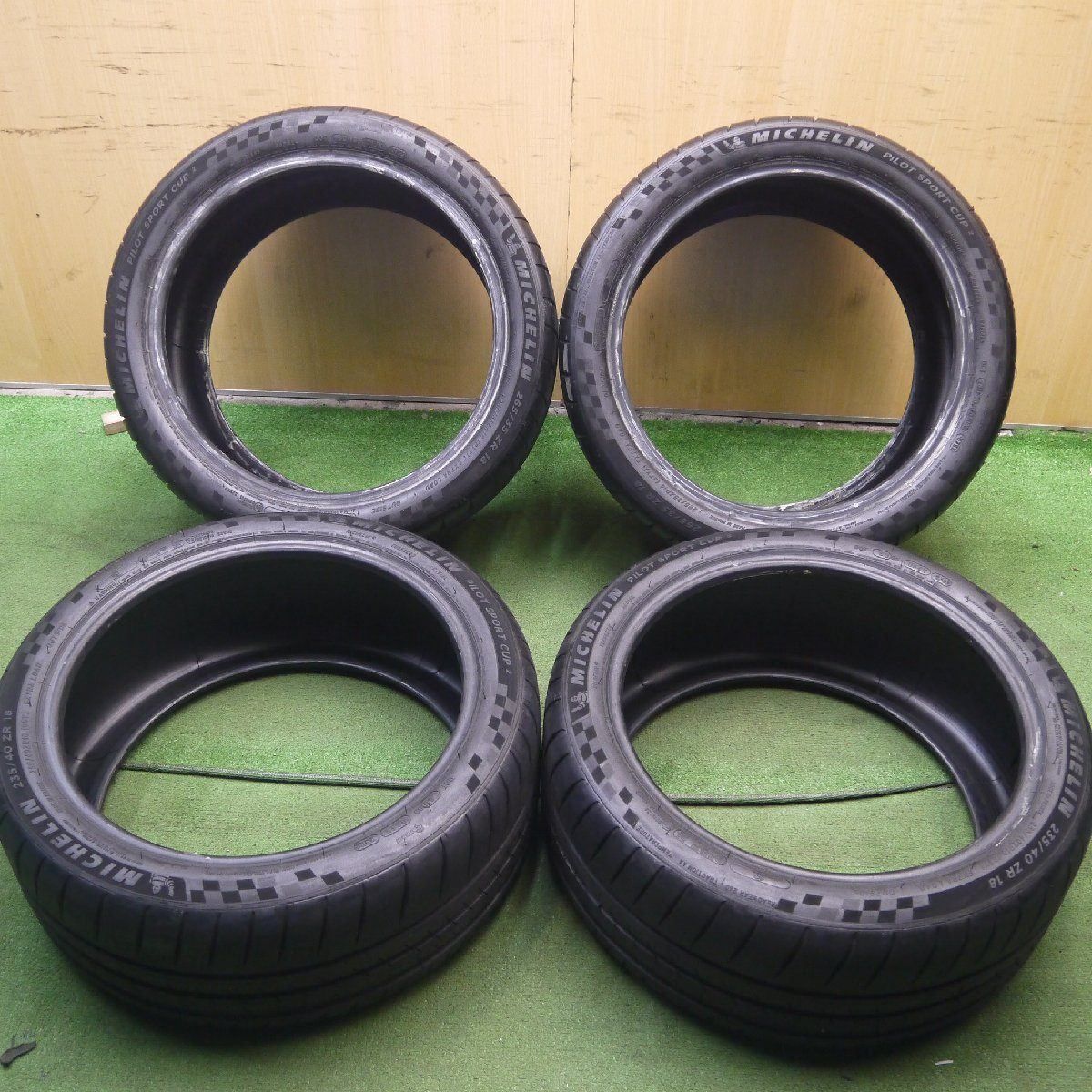送料無料* バリ溝！22年！9.5分☆235/40R18 265/35R18 ミシュラン 