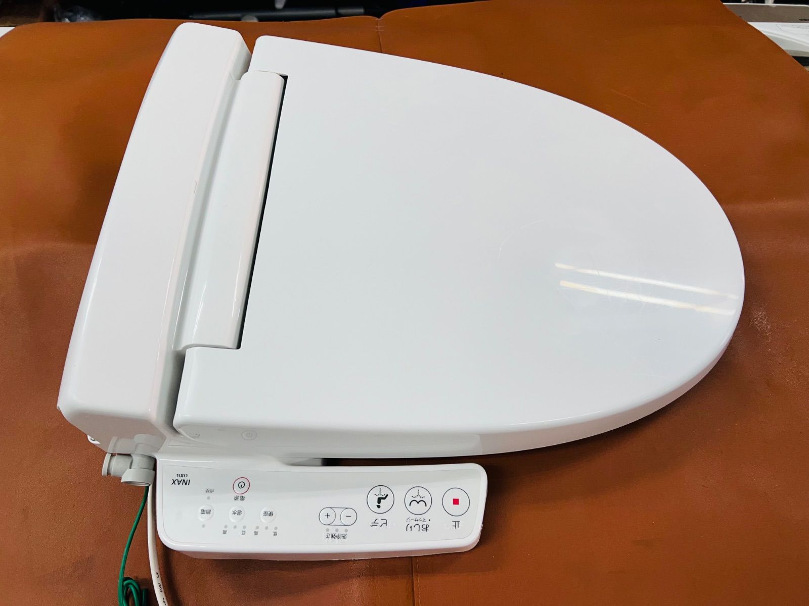 中古品】【ジャンク】 TOTO ☆リモコン付き☆ トイレ洋式便器
